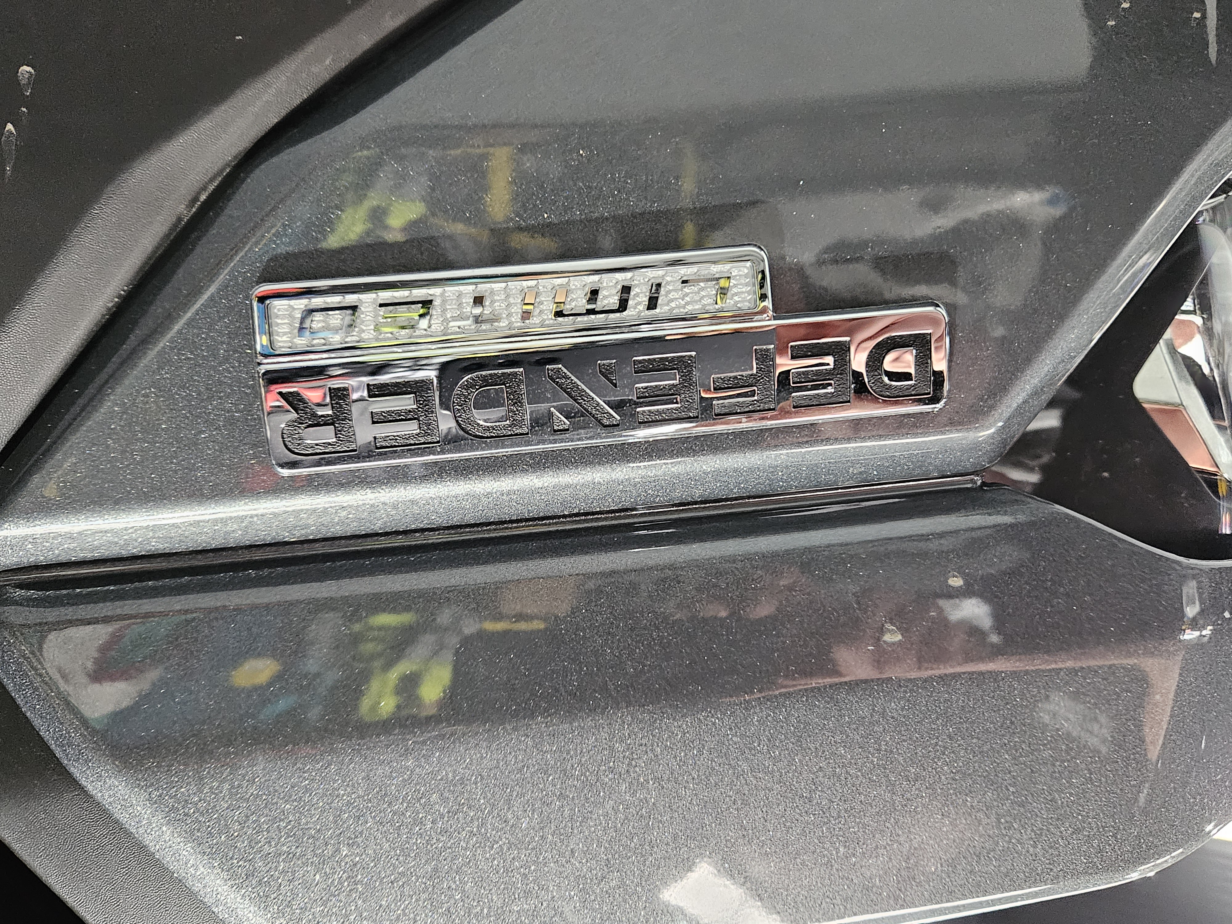 2023 Defender Ltd HD10 - 6